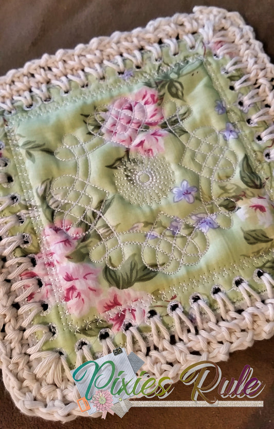 Mock Fusion - Celtic Love Knot 5x7