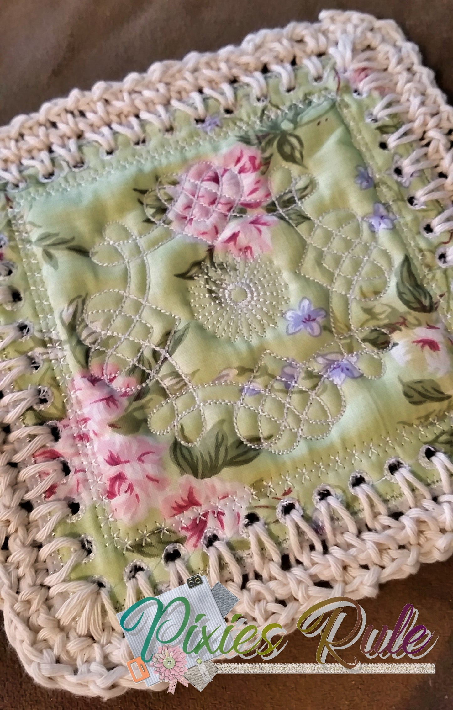 Mock Fusion - Celtic Love Knot 8x8 Machine Embroidery Design by Pixies Rule