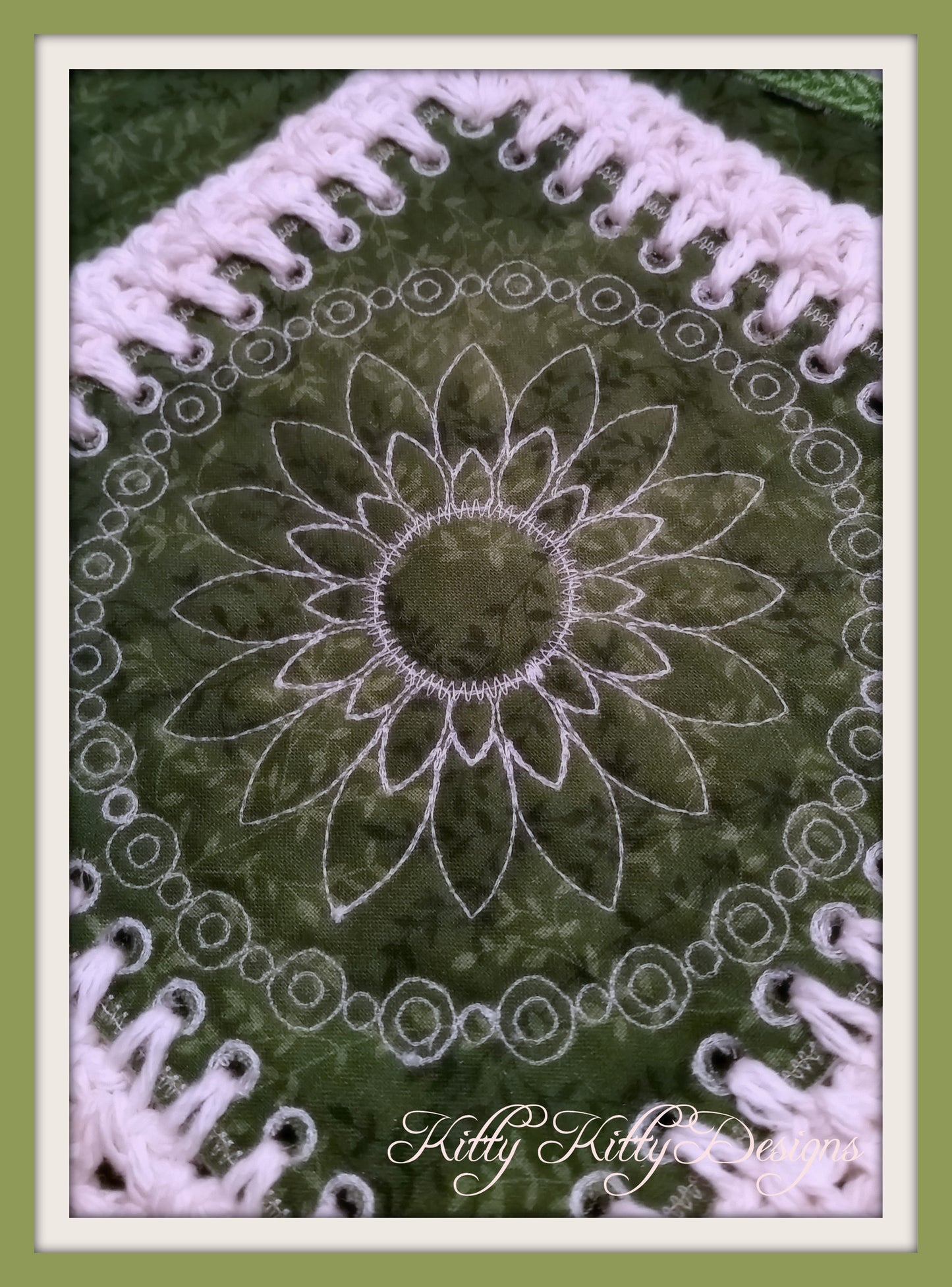 Mock Fusion - Daisy 5x7