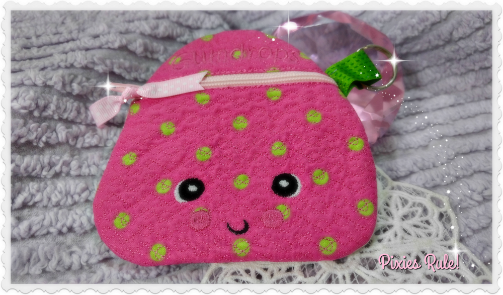 Prissy Pink Gumdrop 5x7 Pouch